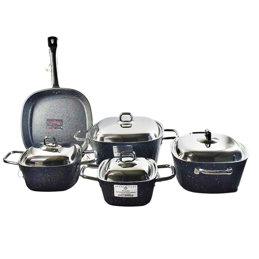 Picsart_25-08-15_03-02-34-421